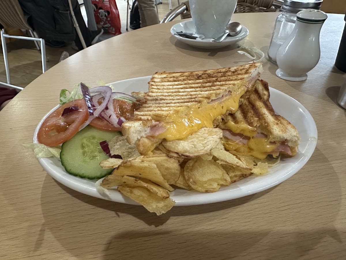 Crossroads Cafe