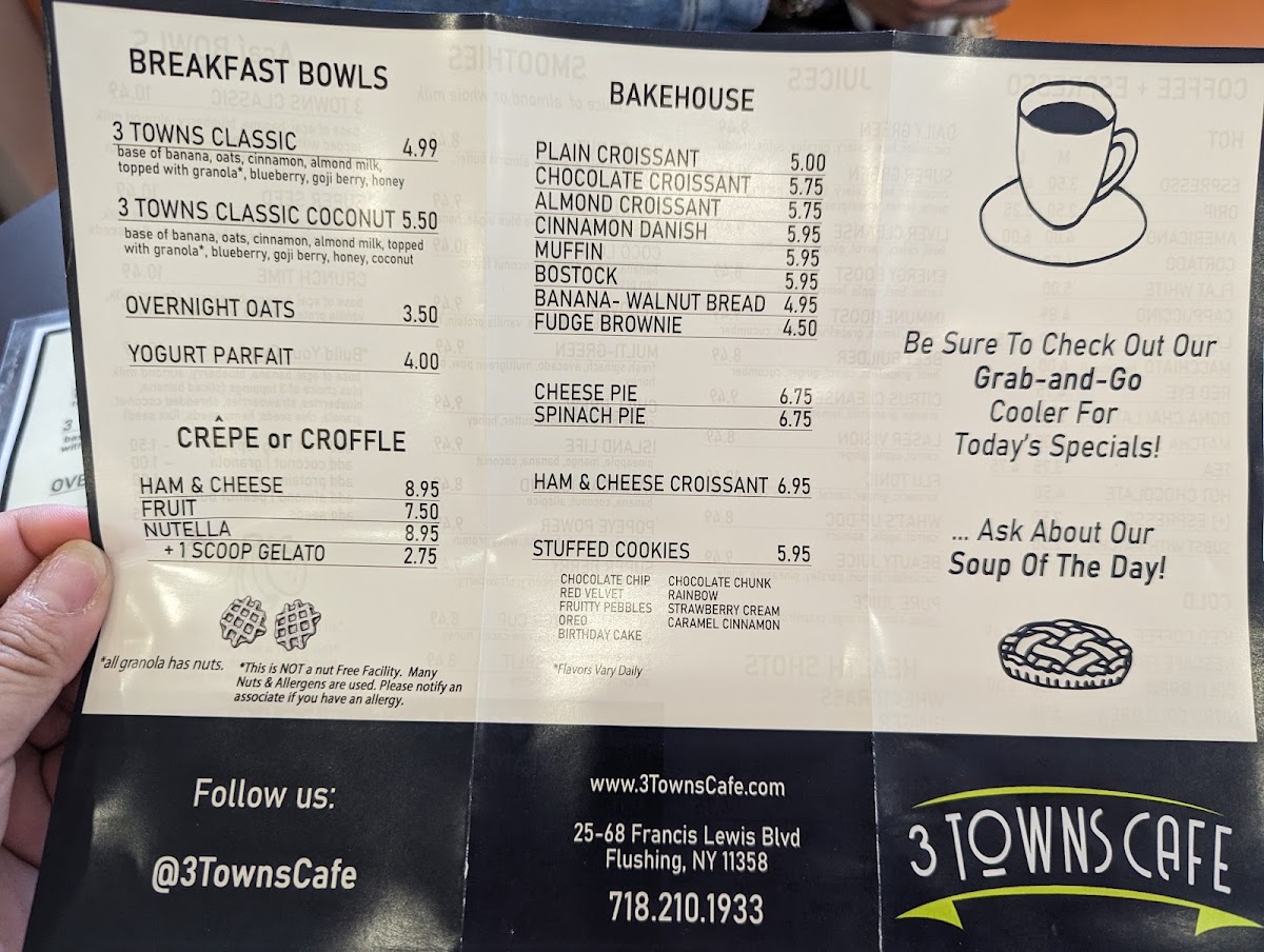 3 Towns Cafe Juice Bar & Gelato menu board