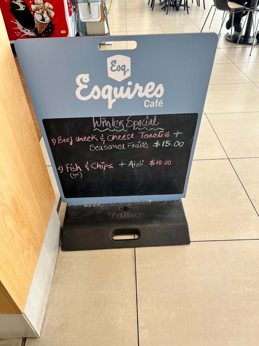 Esquires Cafe - Mercer menu board