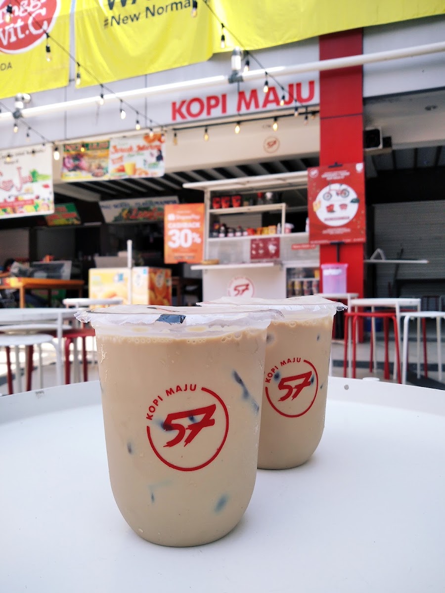 KOPI MAJU 57 - GOR TRI LOMBA JUANG