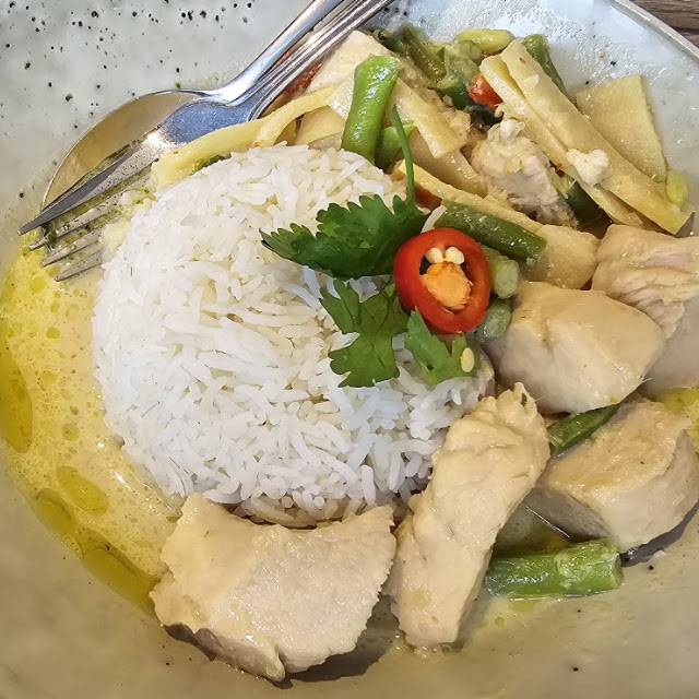 Green Curry Chicken