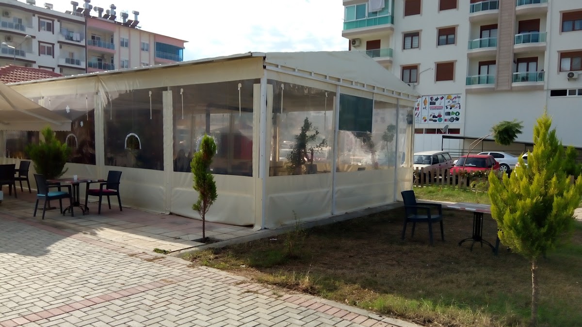 Papatya Cafe