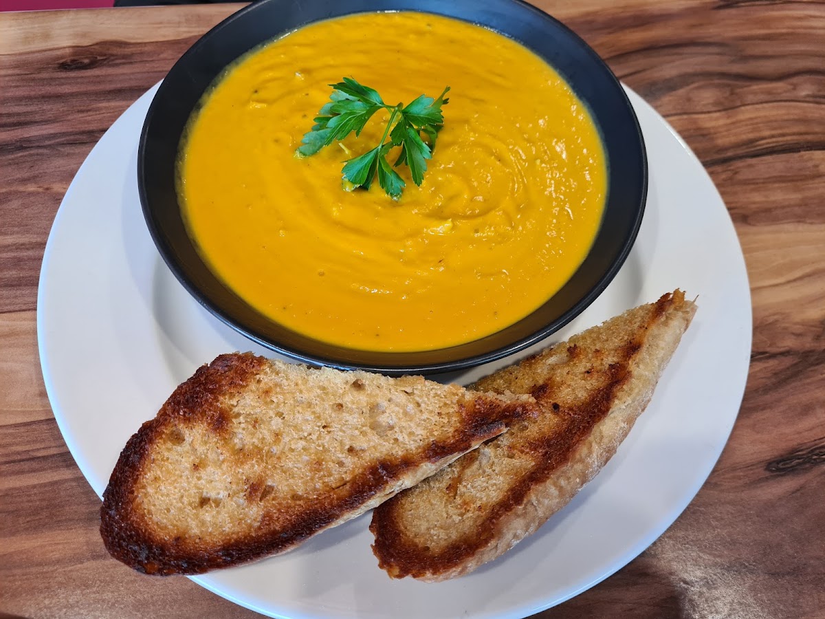 Red Relish Cafe