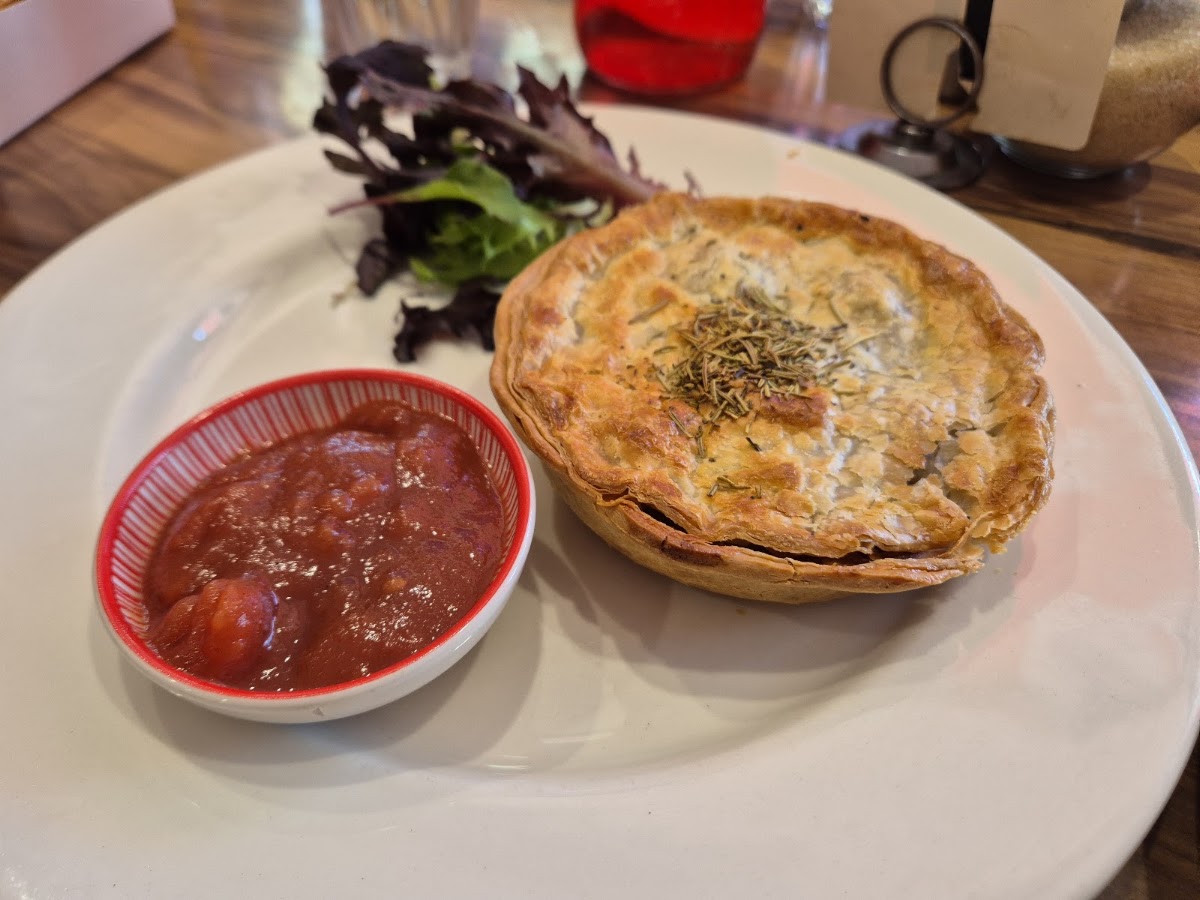 Red Relish Cafe