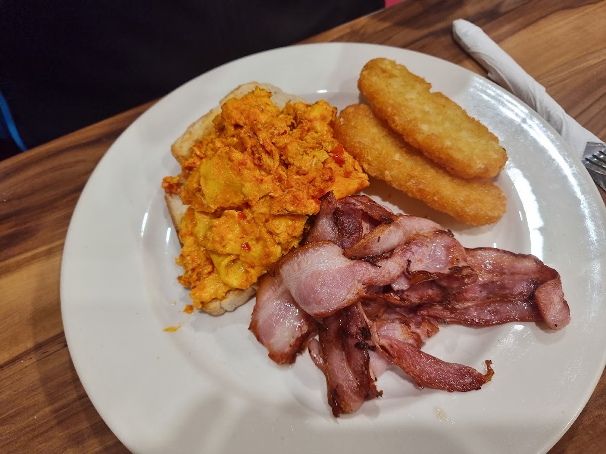 Red Relish Cafe