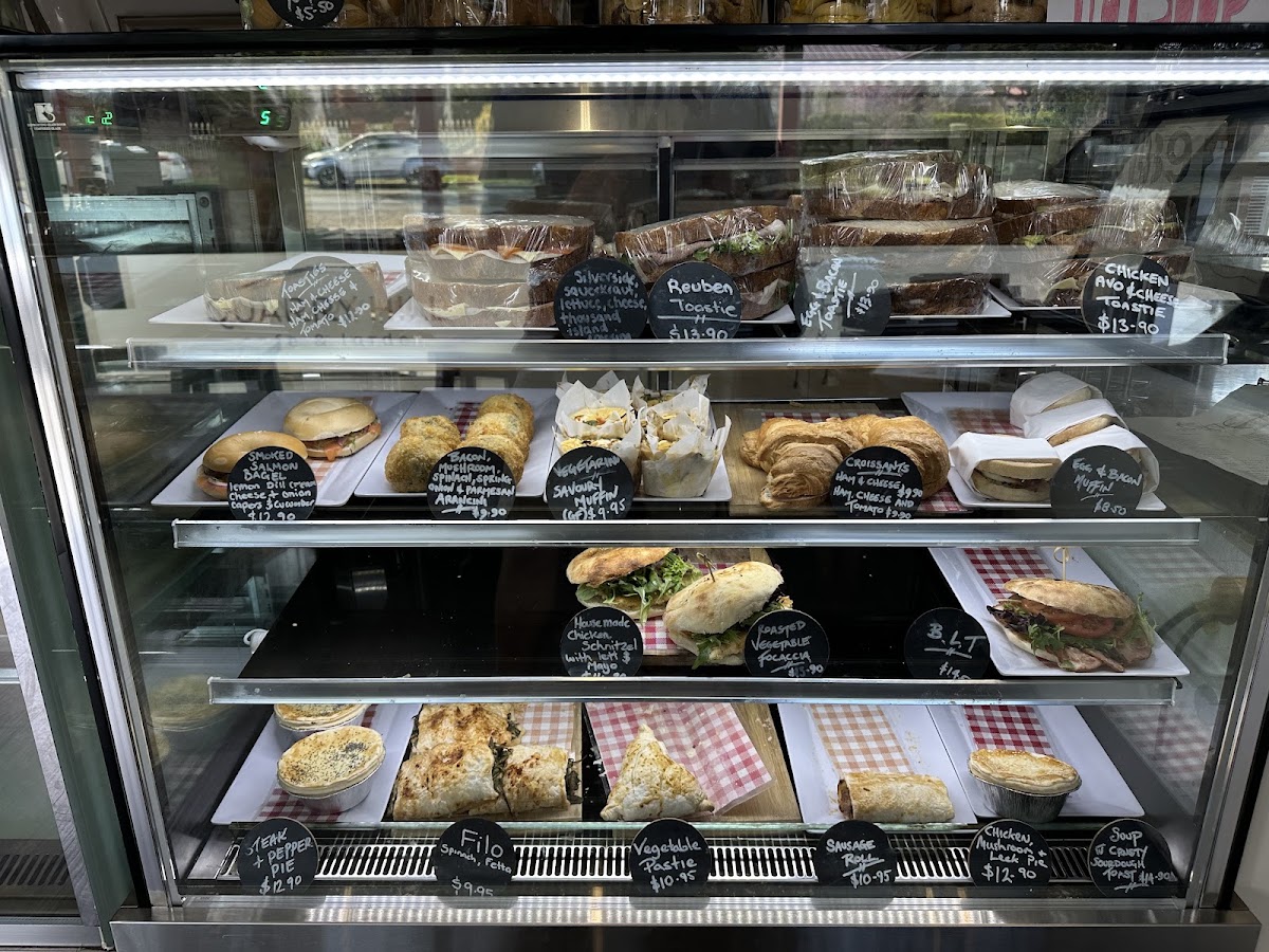 Quarry Hill Cafe & Larder