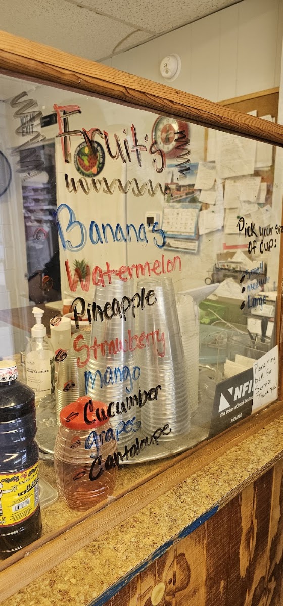 Fruit Paradise Big Spring menu board