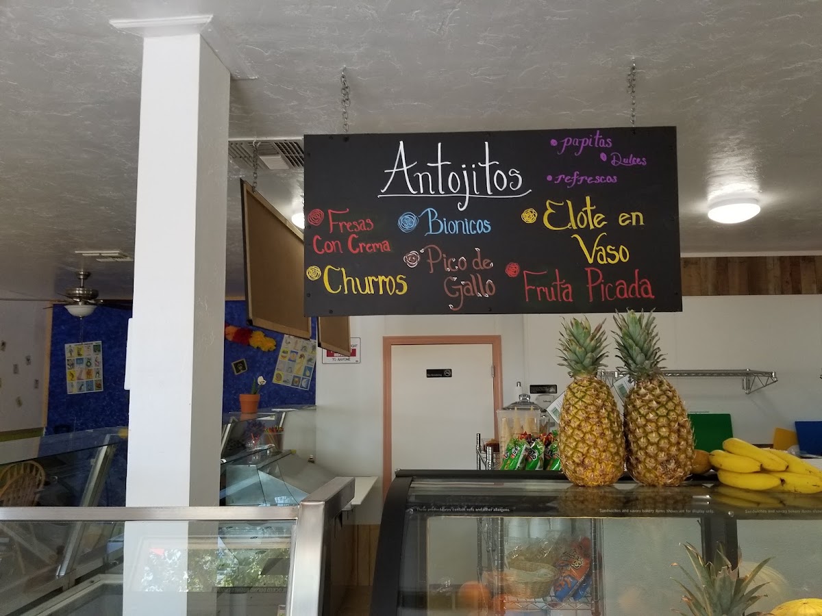 Casita Kahlo menu board