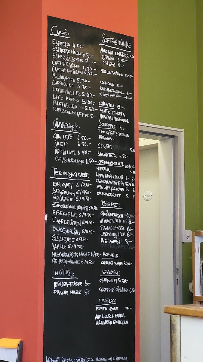 Café LaDiva menu board