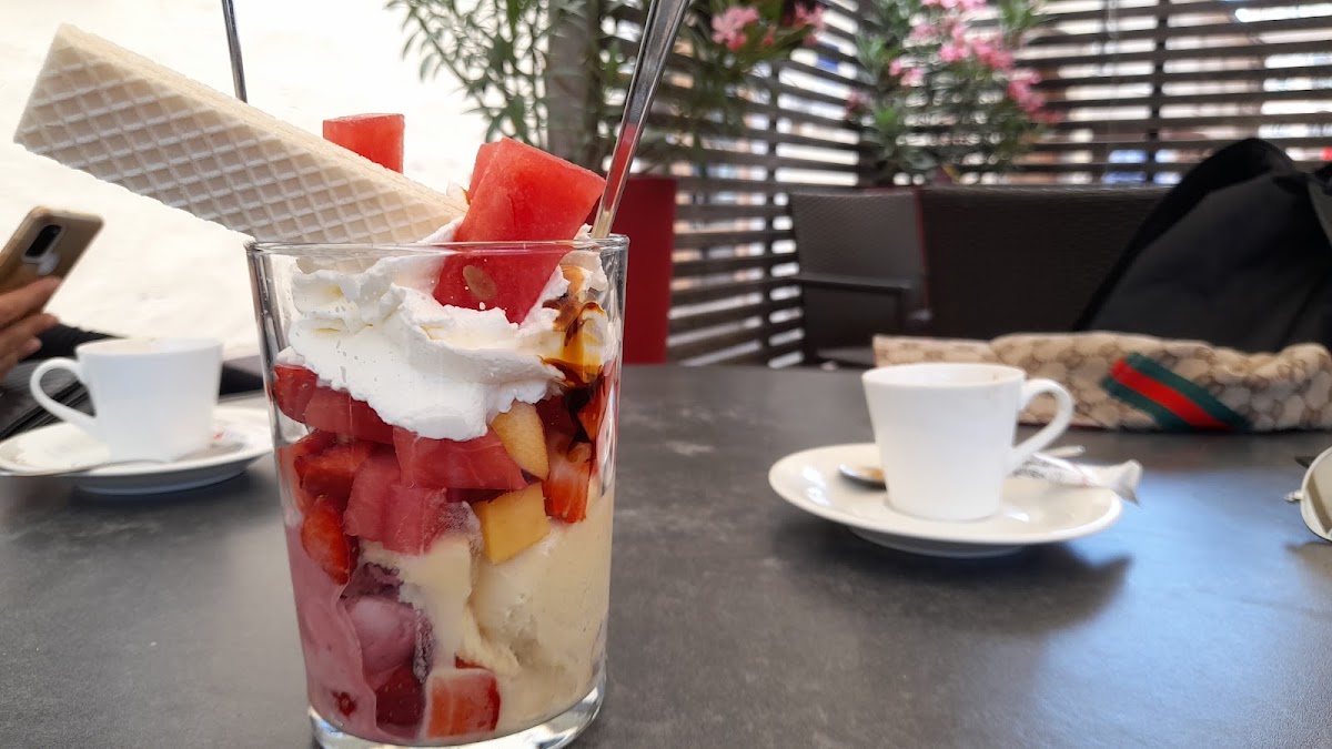 Dom Café