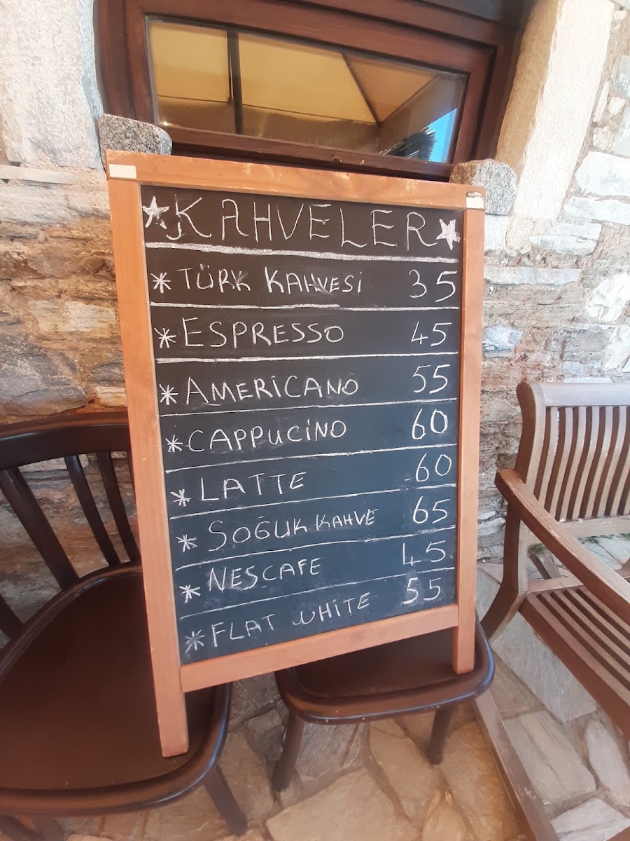 MÜZE KAFE menu board