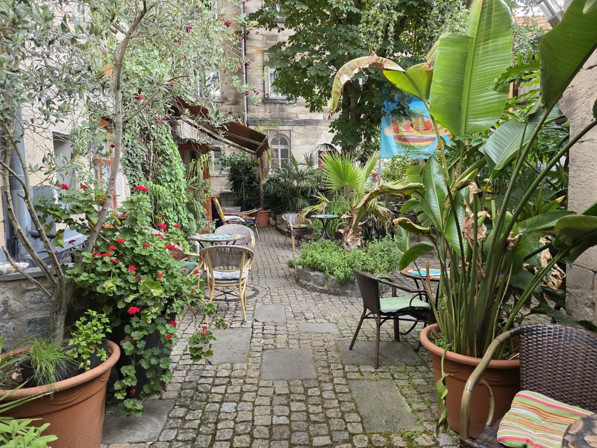 Galerie Ambiente, Cafe-Bar Karibik