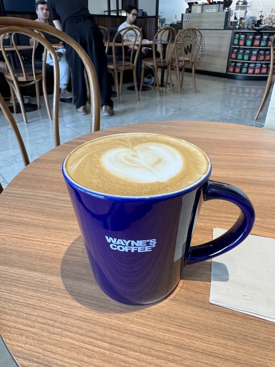 Wayne's Coffee Nguyễn Văn Hưởng
