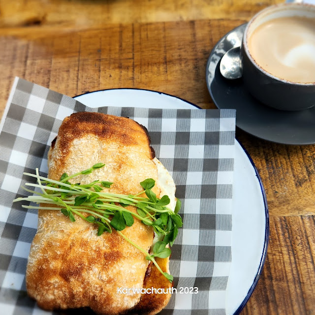 Bacon and Egg Roll