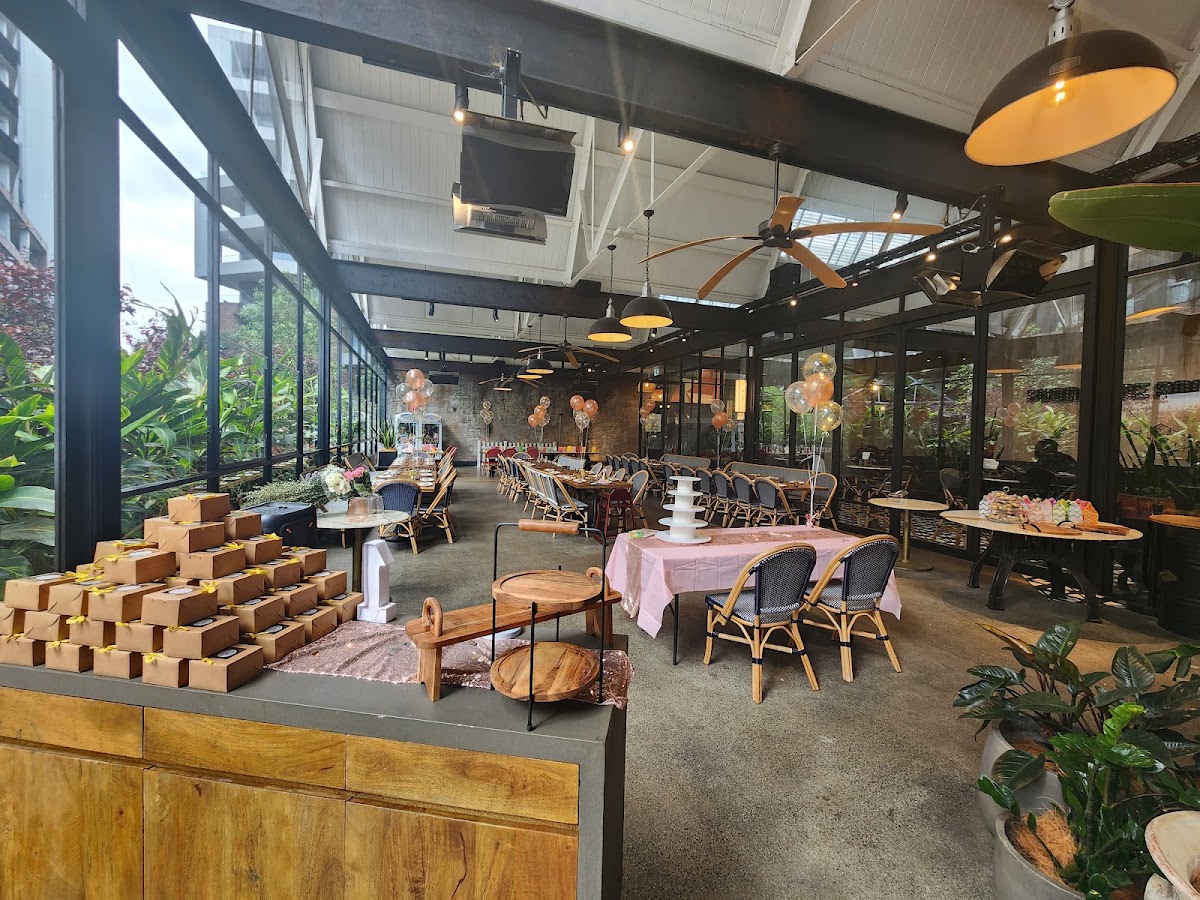 Shepherd's Lane Cafe & Dessert Bar