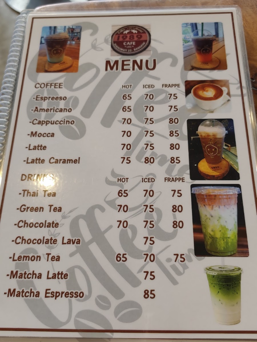 1989 Hostel & Cafe Sukhumvit 22 menu board