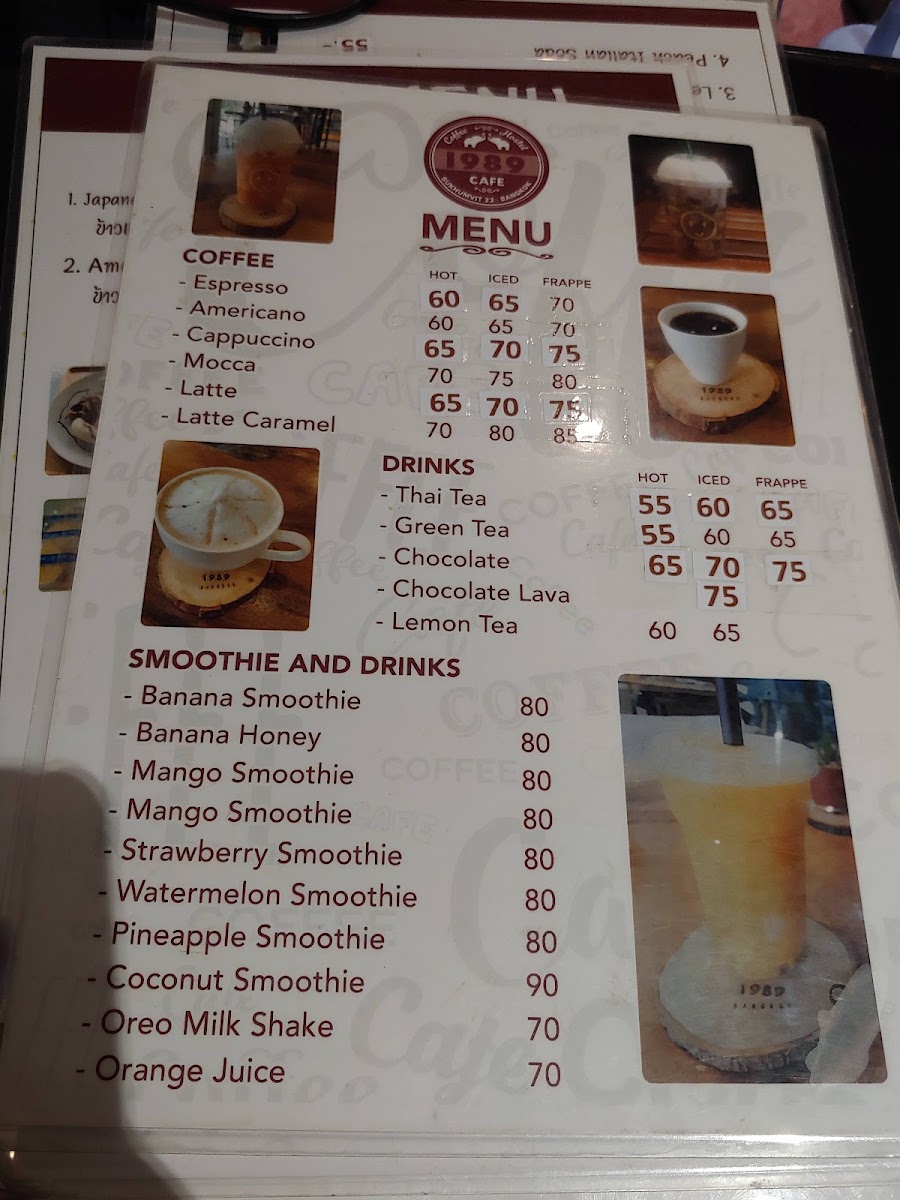 1989 Hostel & Cafe Sukhumvit 22 menu board
