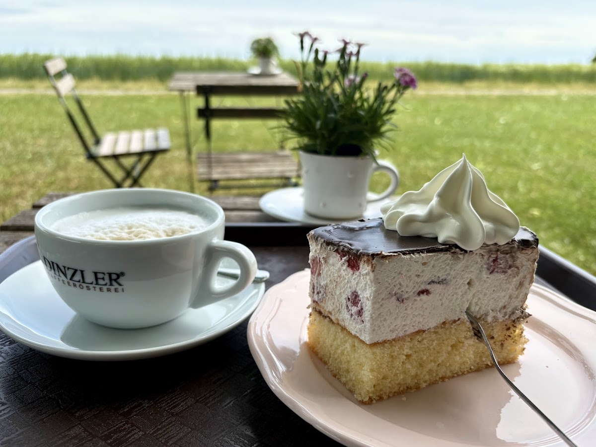 Café Streuselkuchen - Marion Wyniger