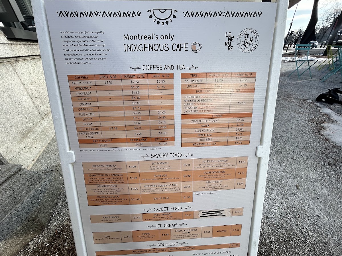 Café Maison Ronde Roundhouse Cafe menu board