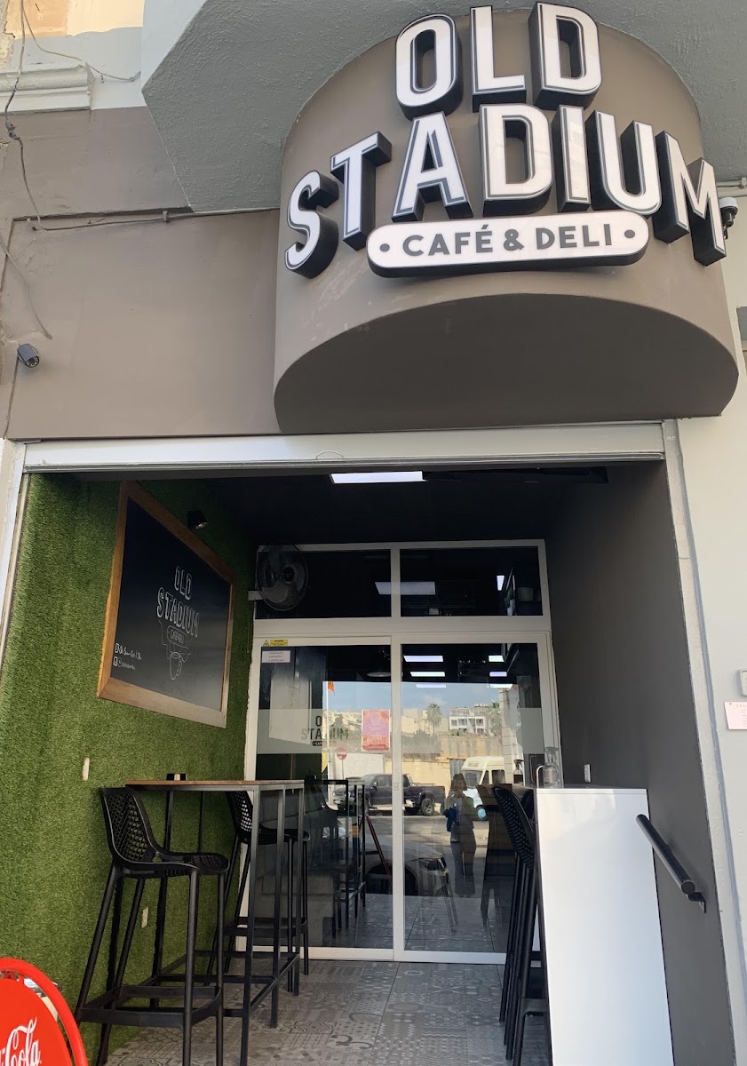 Old Stadium Café & Deli