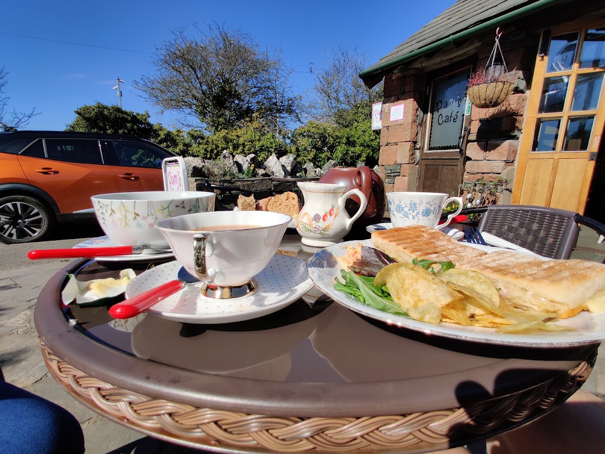 Pam's Café