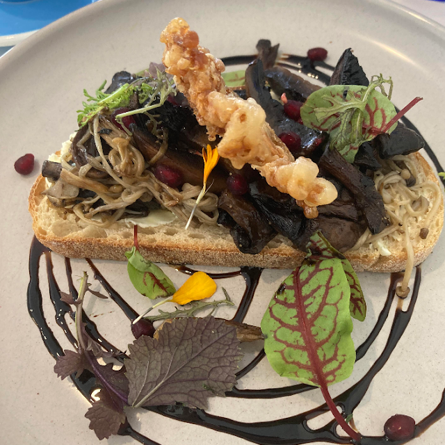 Halloumi & Mushroom Stack