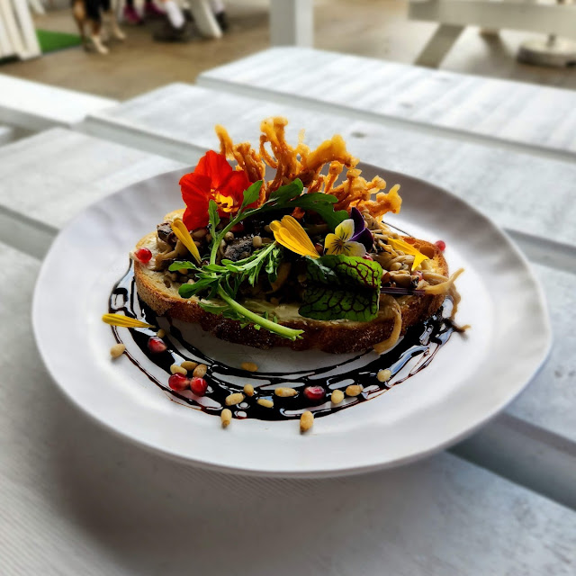 Breakfast Bruschetta