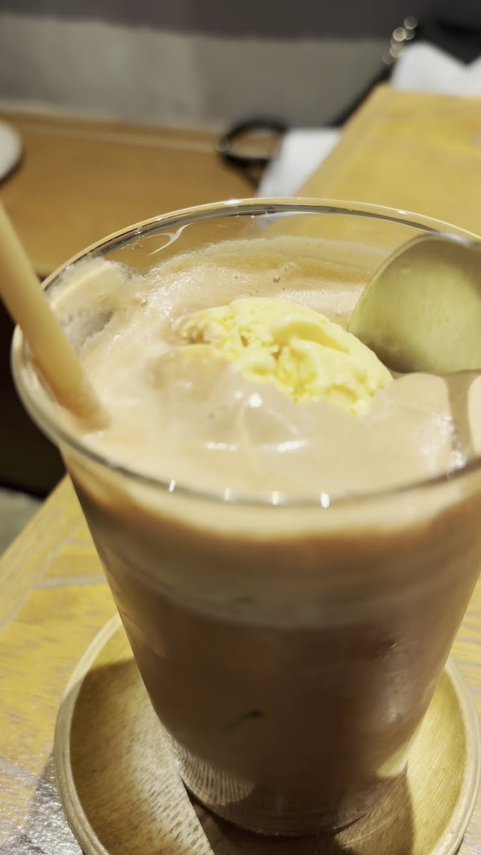 Darestore Coffee & Eatery
