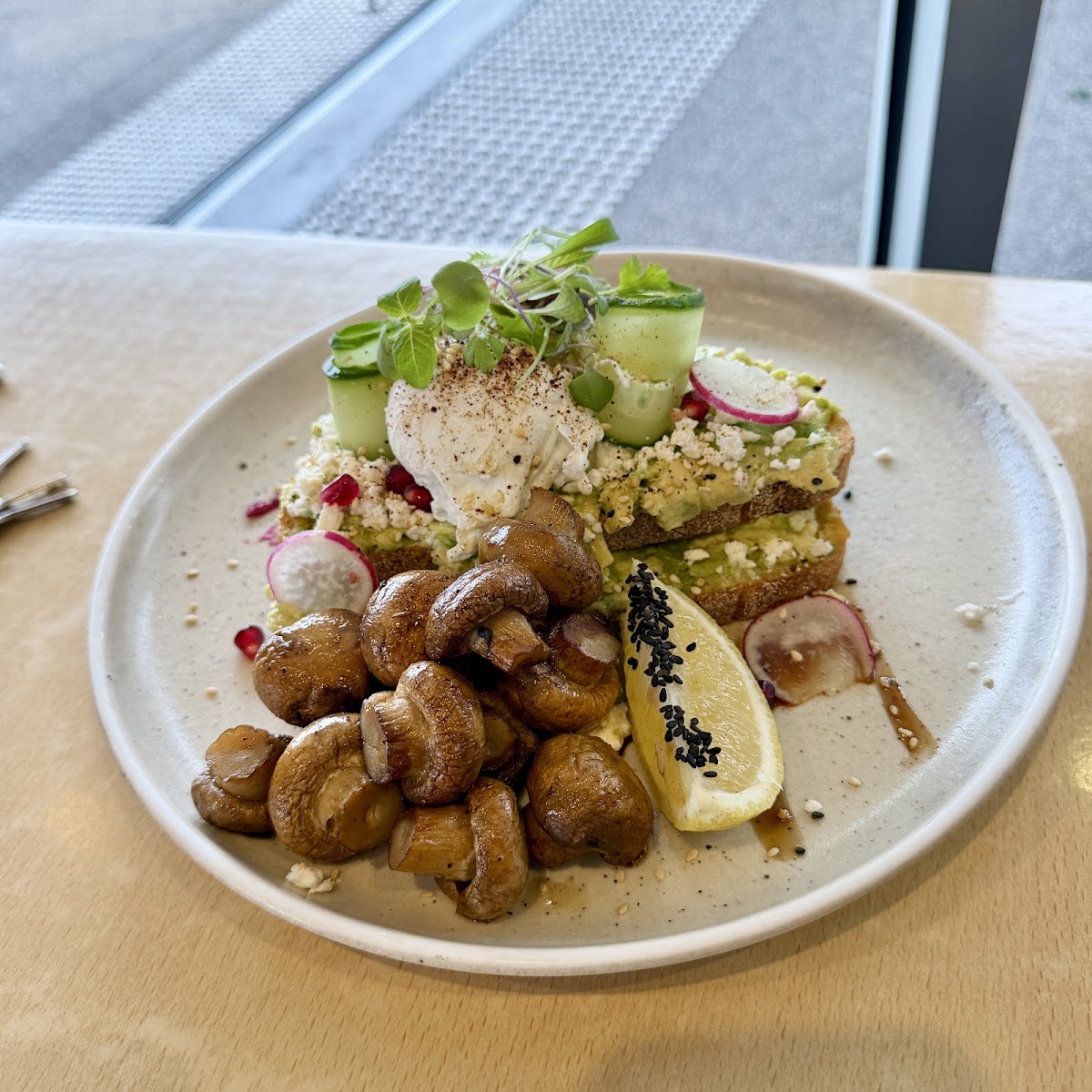 Serrano's Cafe