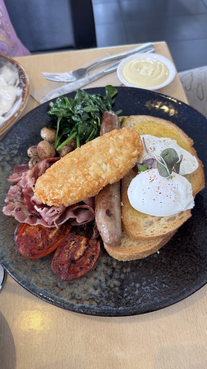 Serrano's Cafe