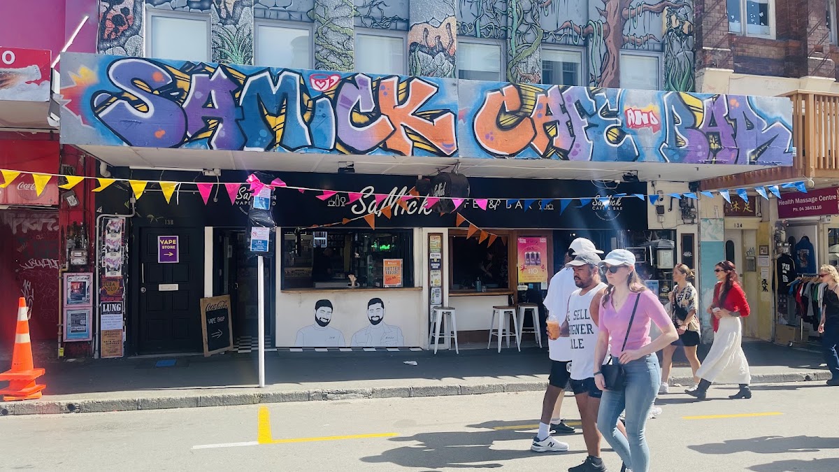 SaMick Cafe & Bar