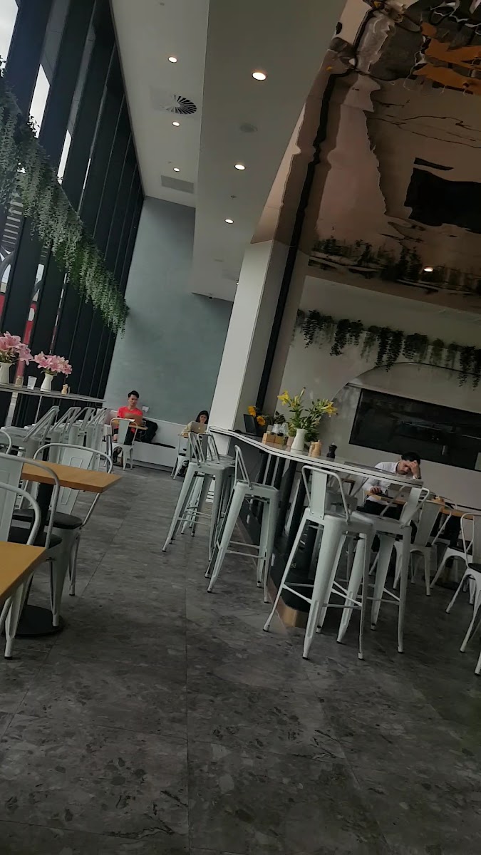 M-City Cafe