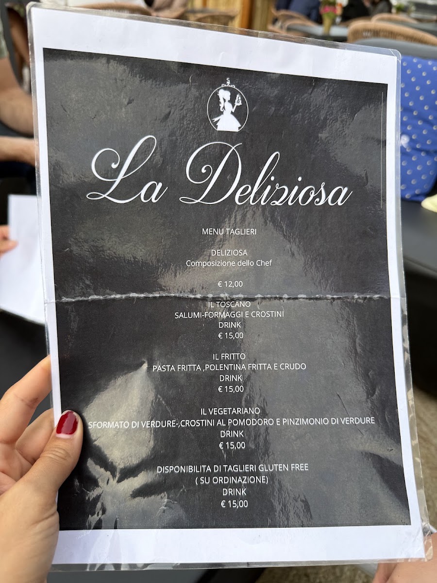 La Deliziosa Club menu board