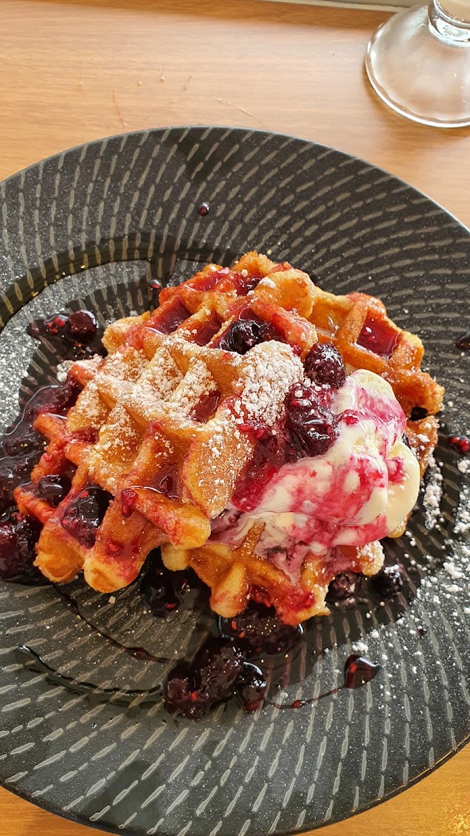 Bistro 19