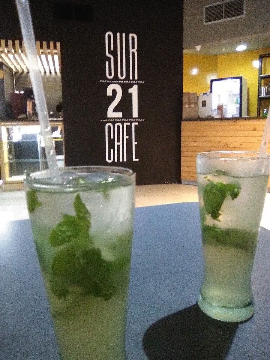 Sur 21 Café