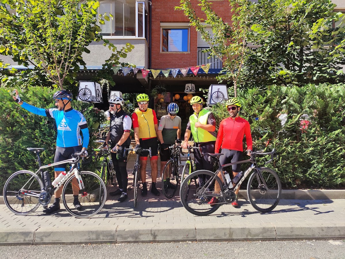 Bike Friendly Café & Shop