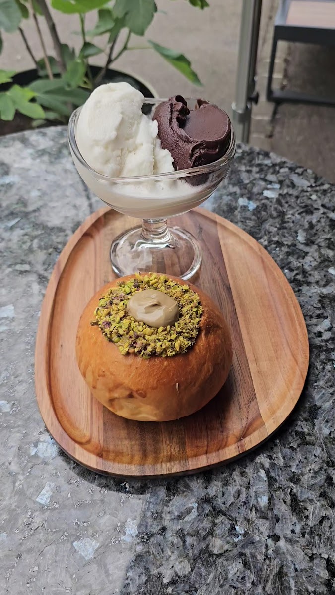 Konditorei Etna Bar Liestal- Pasticceria e Tavola Calda