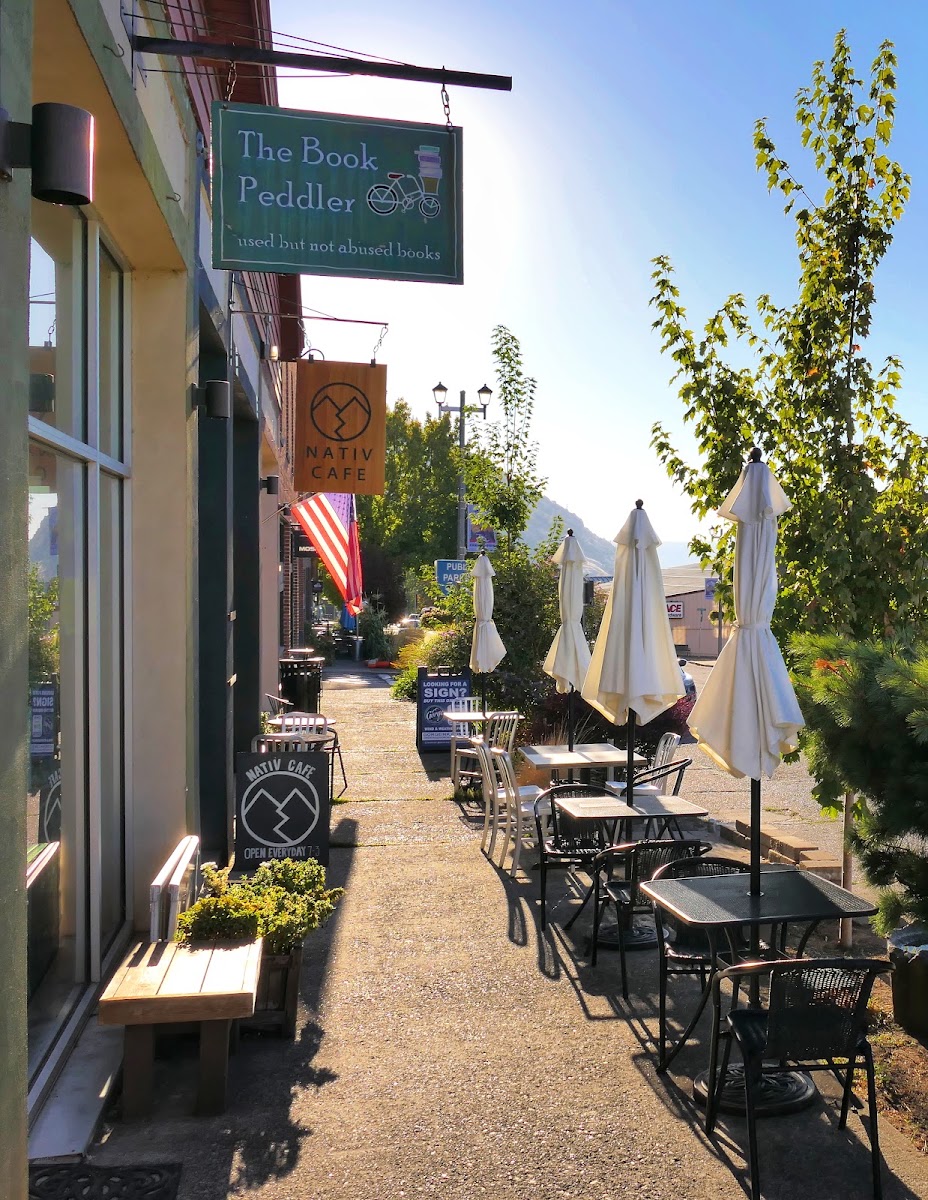 Nativ Cafe