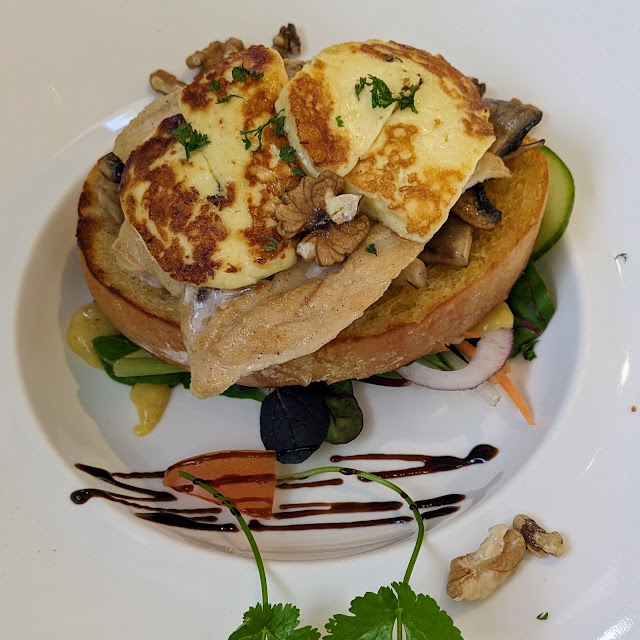 Chicken Halloumi Stack