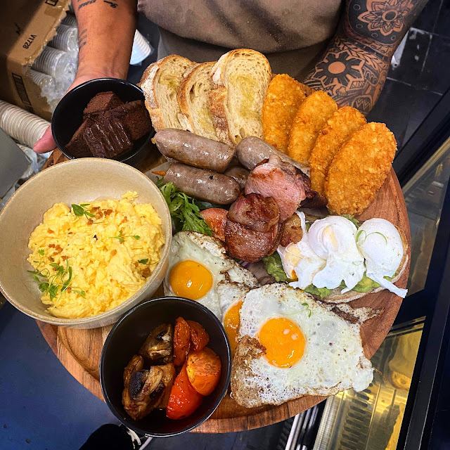 Big Brekky