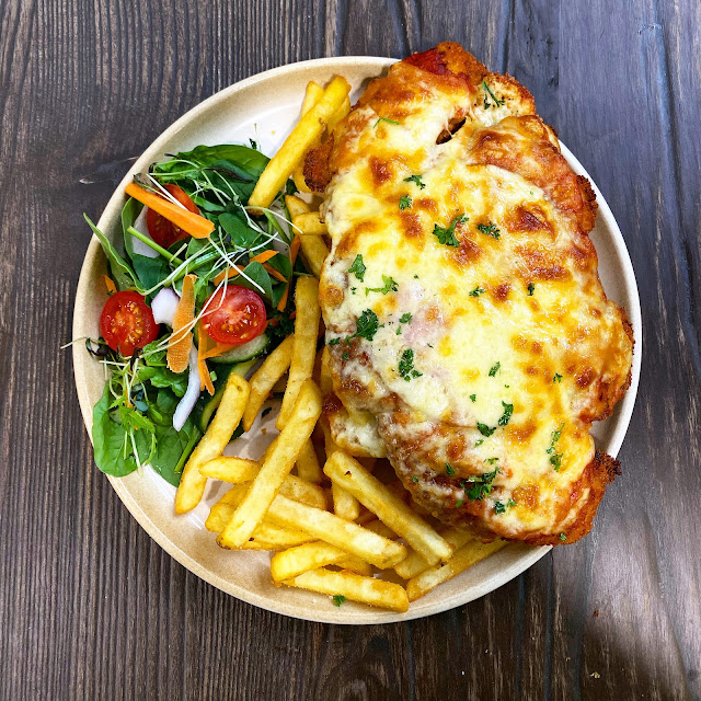 Chicken Parmigiana