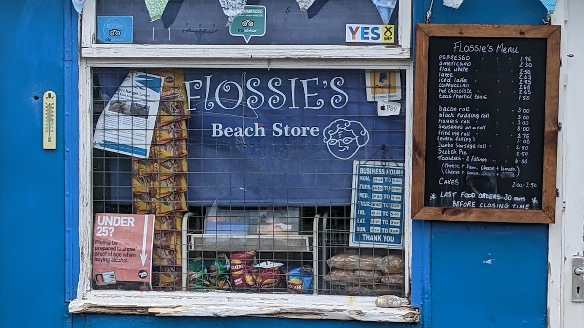 Flossies beach store menu board