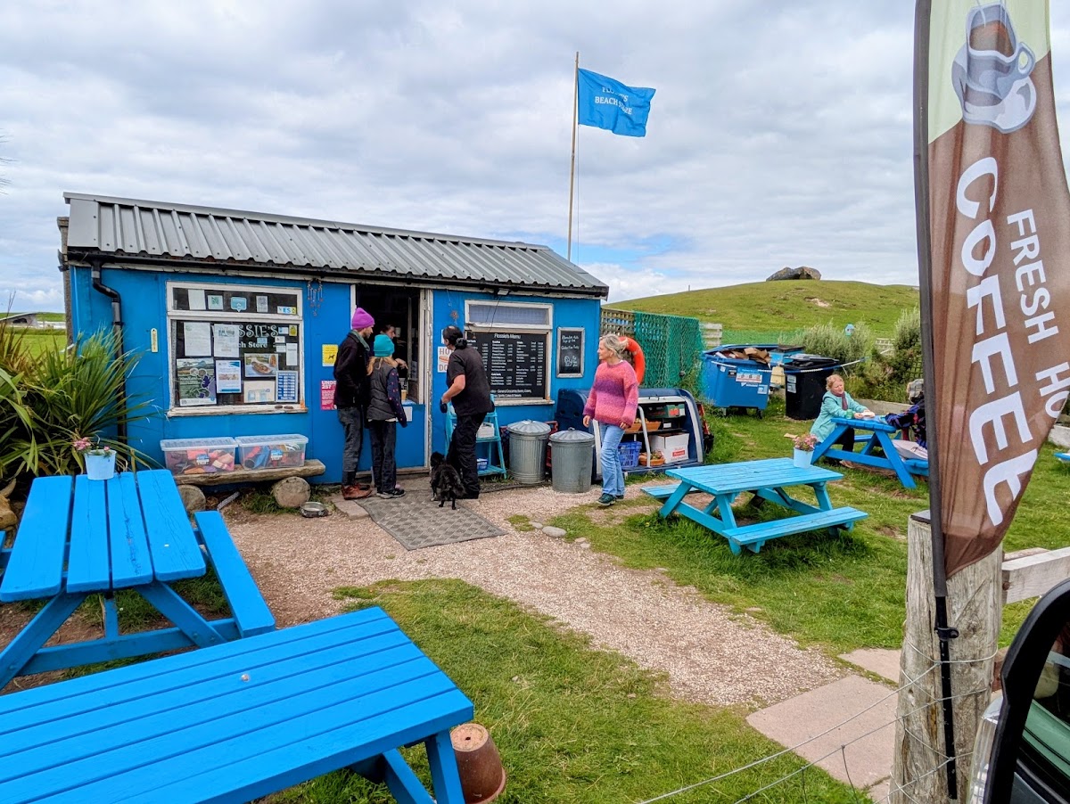 Flossies beach store