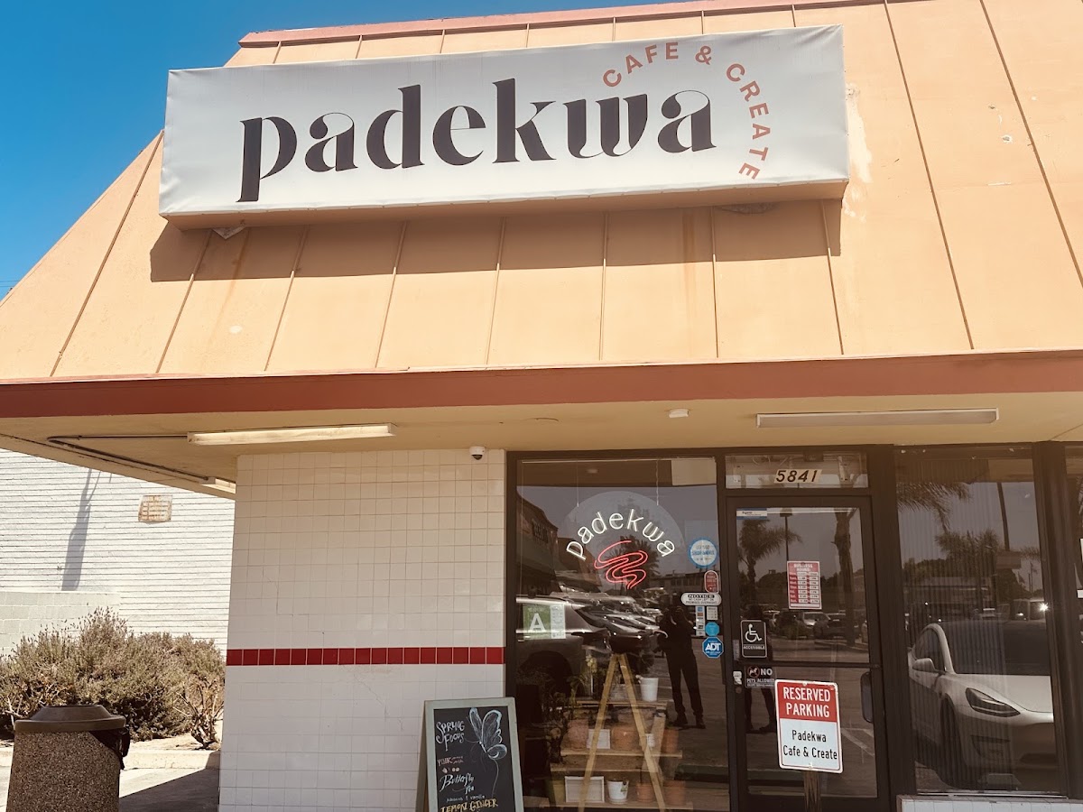 Padekwa Cafe