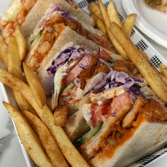 Club Sandwichs