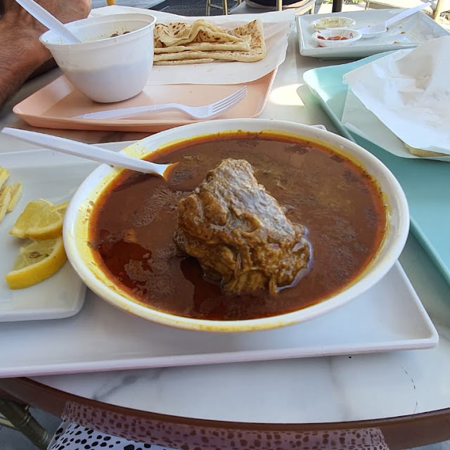 Nihari Naan Or Paratha