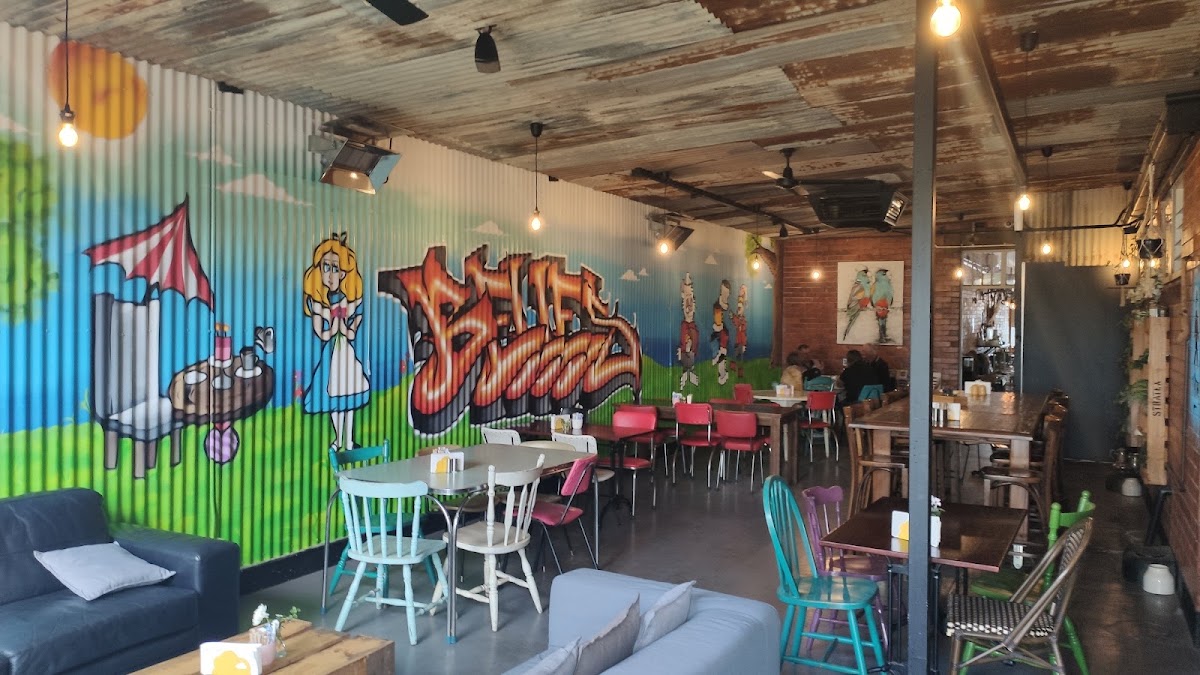 Belle's Cafe