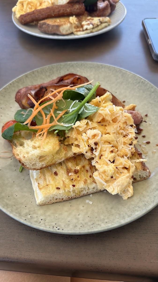 Cafe on South Bay