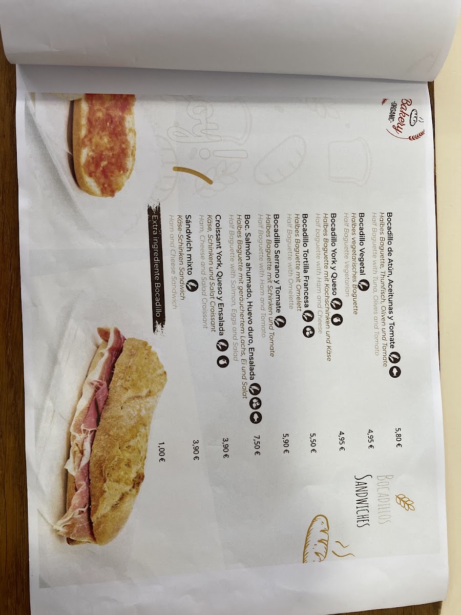 Cafetería Comedus menu board