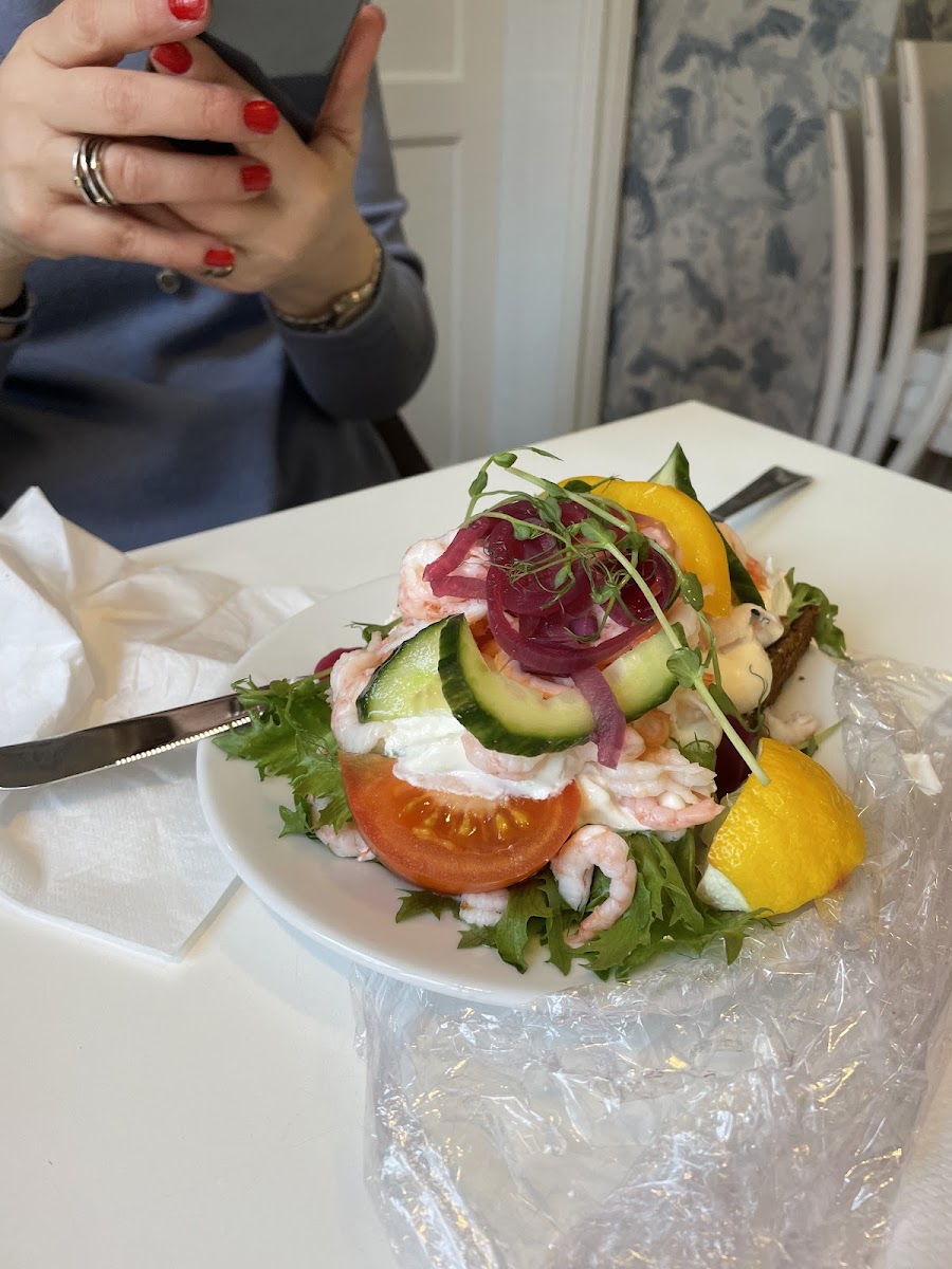 Café Cardamom